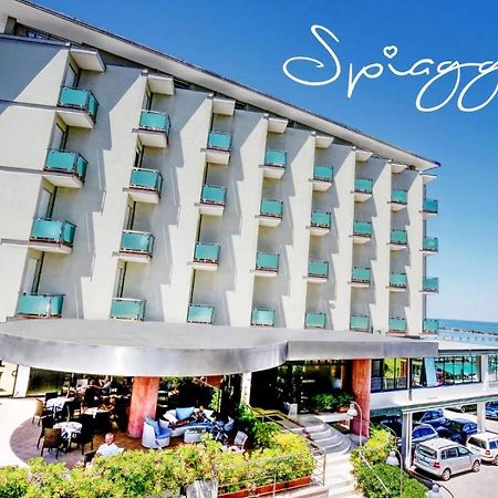 Hotel Royal-Spiaggia กัตเตโออามาเร ภายนอก รูปภาพ
