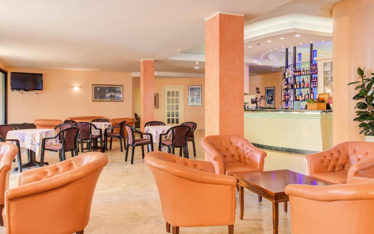 Hotel Royal-Spiaggia กัตเตโออามาเร ภายนอก รูปภาพ