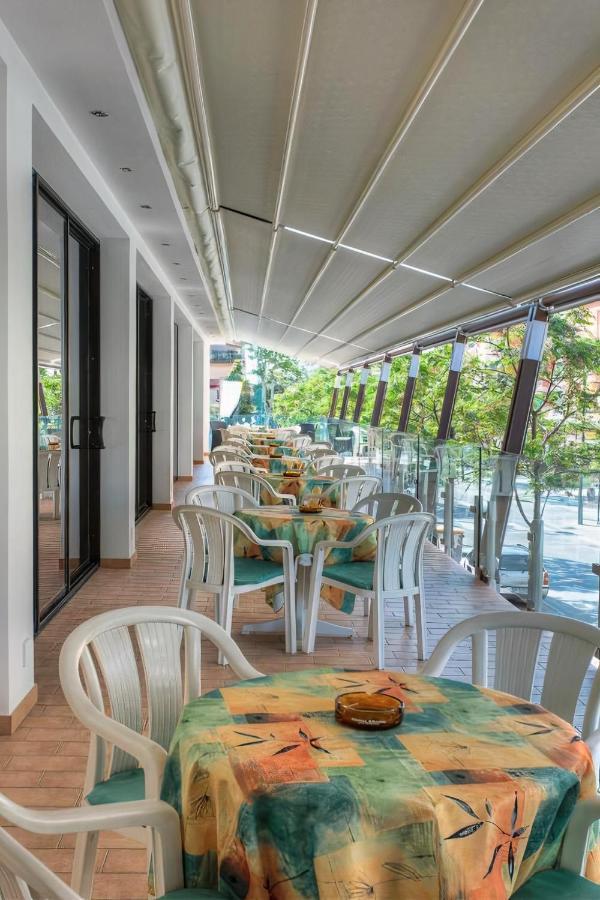 Hotel Royal-Spiaggia กัตเตโออามาเร ภายนอก รูปภาพ