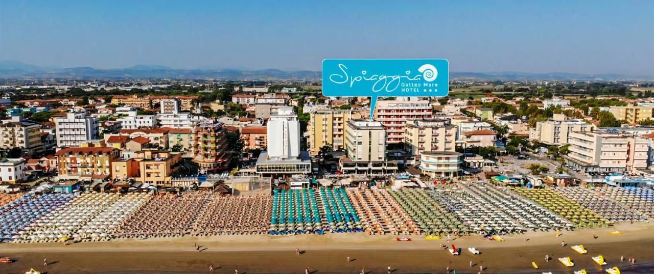 Hotel Royal-Spiaggia กัตเตโออามาเร ภายนอก รูปภาพ